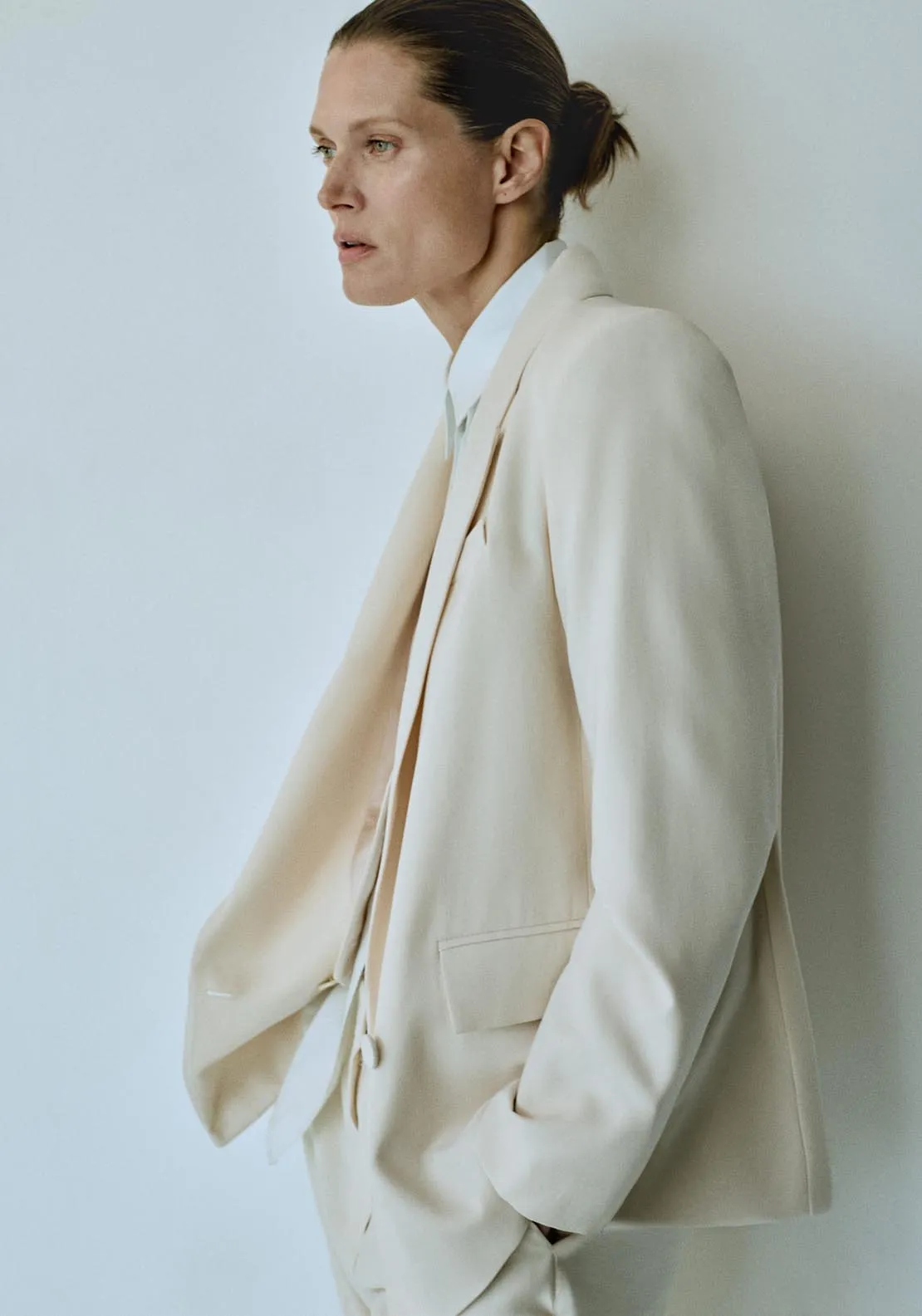 Double-breasted suit blazer
