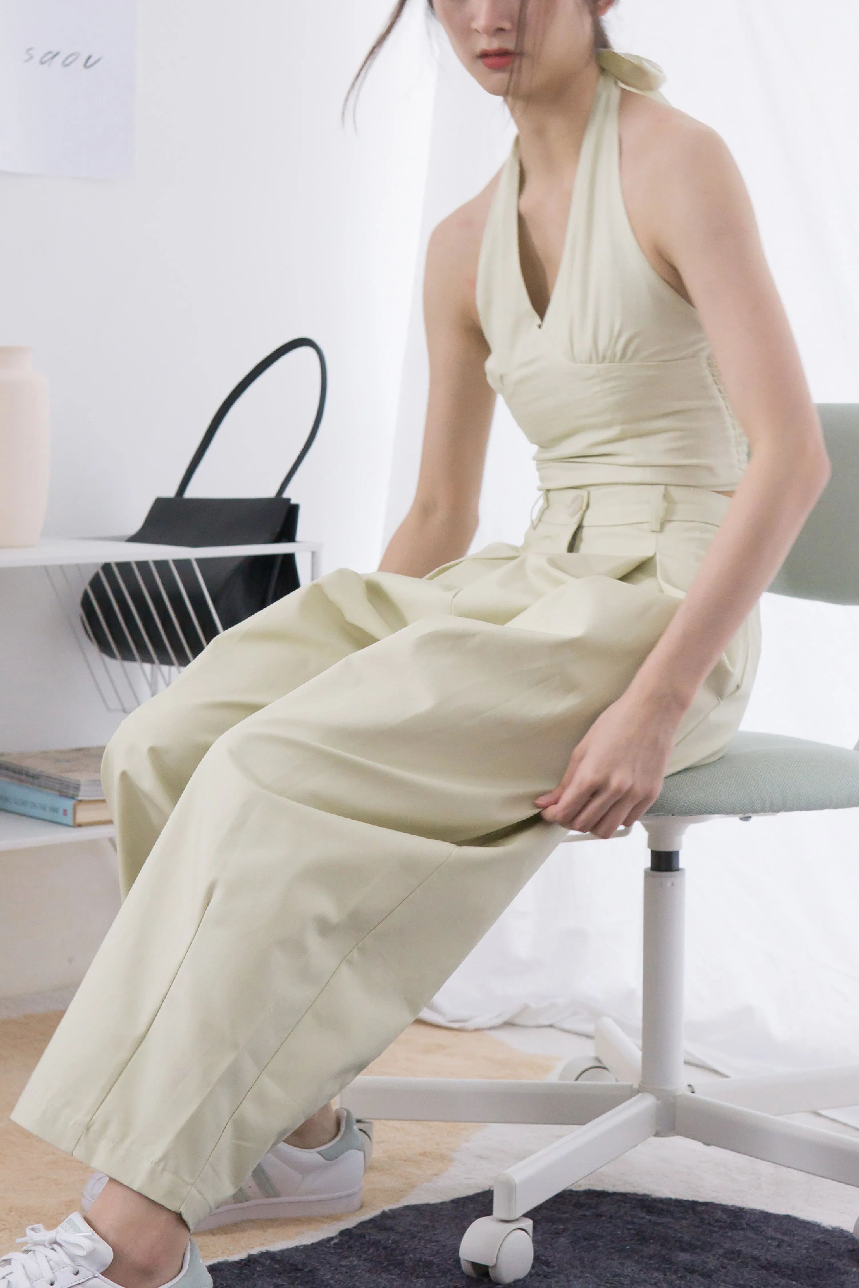 High-Waisted, Wide-Legged Nine-Point Pants In Light Green