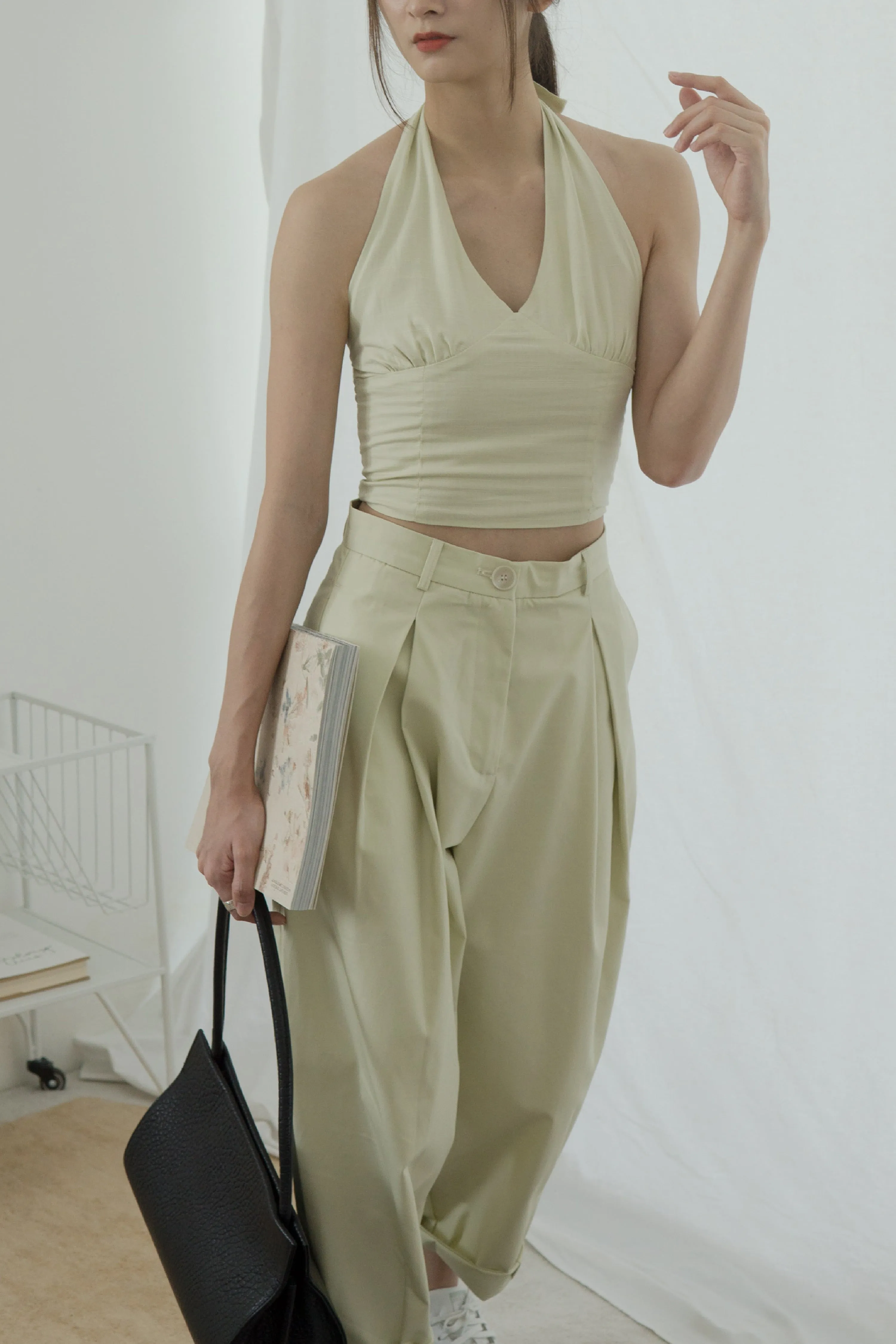 High-Waisted, Wide-Legged Nine-Point Pants In Light Green