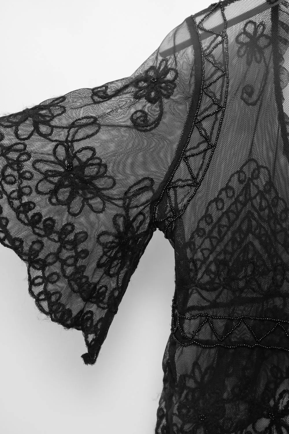 VINTAGE LUCID LACE CROP VEST TOP