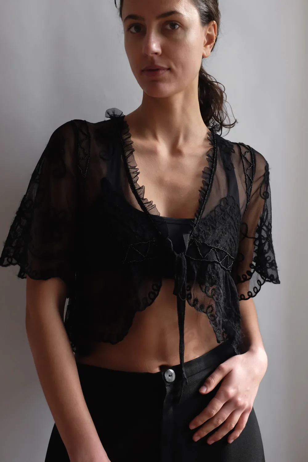 VINTAGE LUCID LACE CROP VEST TOP
