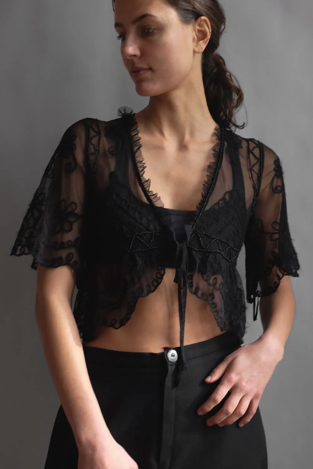 VINTAGE LUCID LACE CROP VEST TOP
