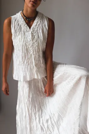 WHITE CRINKLED VEST TOP