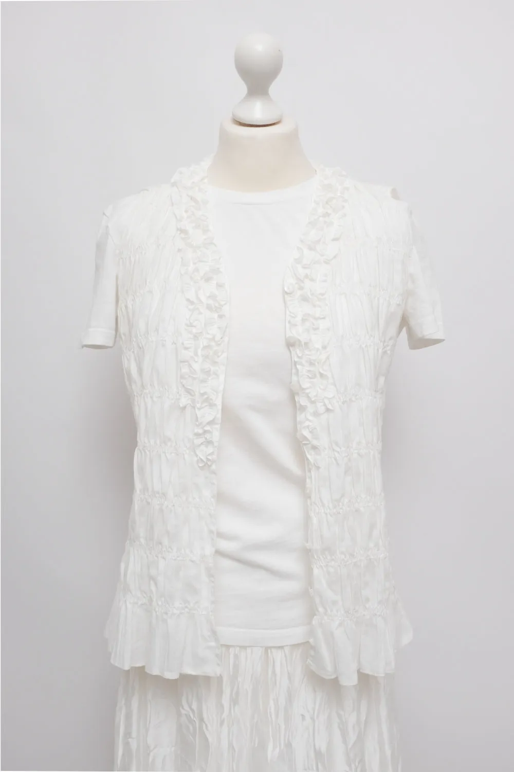 WHITE CRINKLED VEST TOP