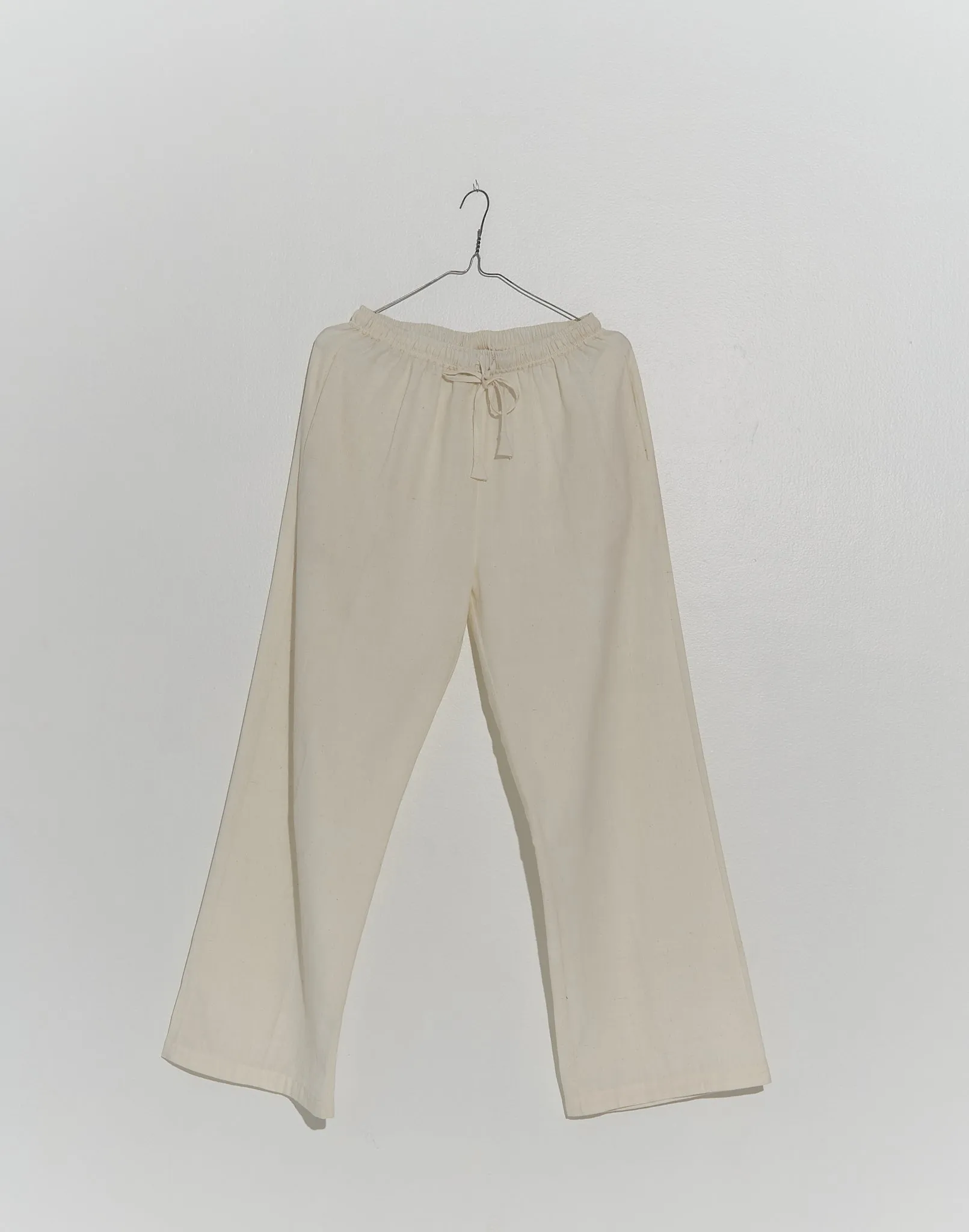 Wide-legged Relaxed Pants