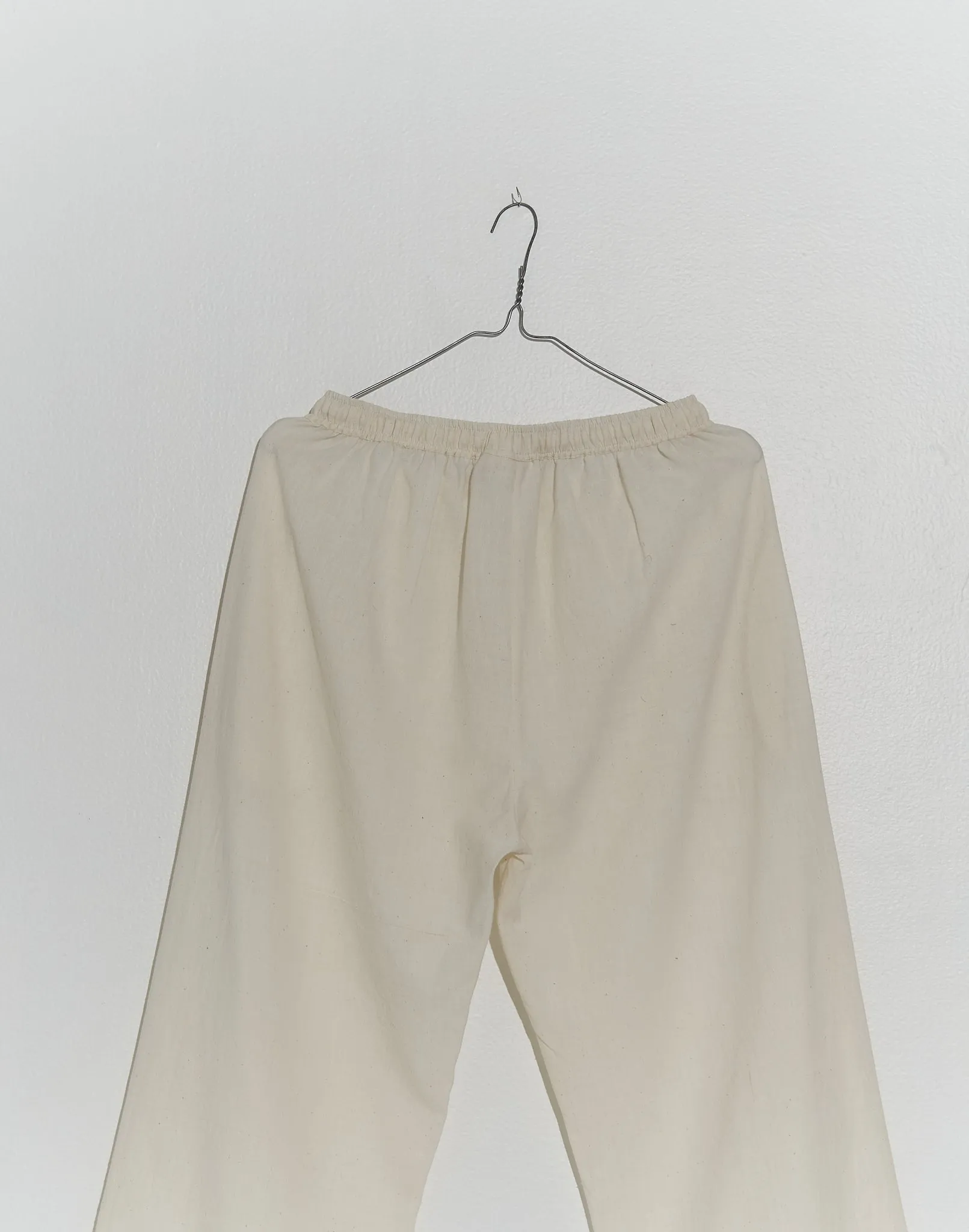 Wide-legged Relaxed Pants